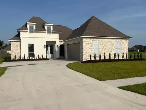 Exterior - 225 Cove Pointe Dr, Luling, LA 70070 photo 2 of 5