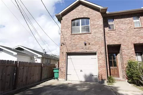 4527 Camel St, Metairie, LA 70001