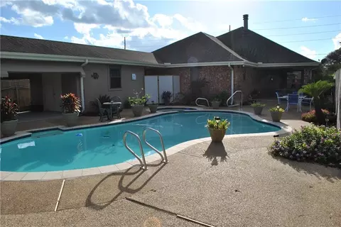 Exterior - 4461 David Dr, Kenner, LA 70065 photo 6 of 7
