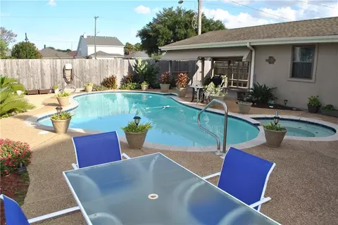 Exterior - 4461 David Dr, Kenner, LA 70065 photo 5 of 7