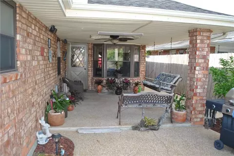 Exterior - 4461 David Dr, Kenner, LA 70065 photo 4 of 7