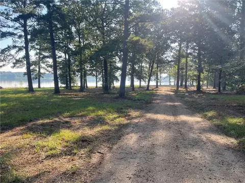 246 Ponderosa Rd, Natchitoches, LA 71457