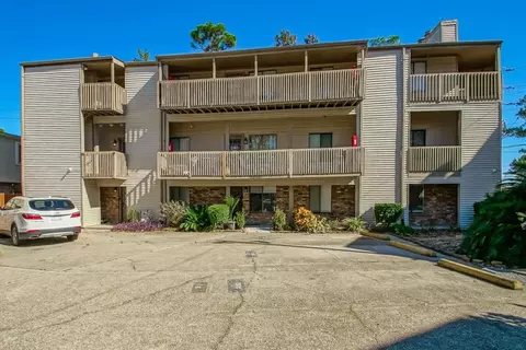 2820 Steamship Cir #A, River Ridge, LA 70123
