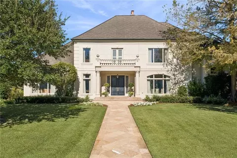 19 Pebble Beach Ln, New Orleans, LA 70131