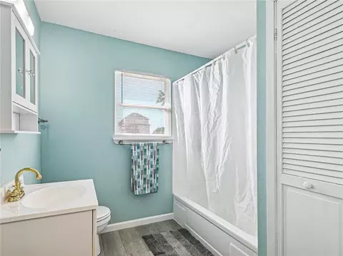 Bath - 224 Terry Dr, Slidell, LA 70458 photo 1 of 1