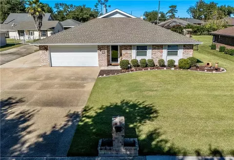 107 Somerset St, Laplace, LA 70068