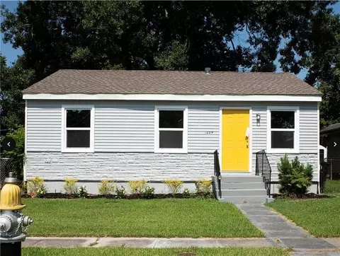 1229 Southlawn Blvd, New Orleans, LA 70114
