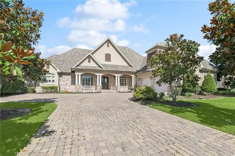 117 Hardwood Dr, Belle Chasse, LA 70037