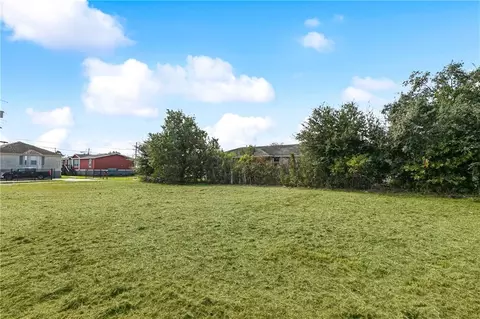 2313 Agriculture St, New Orleans, LA 70112