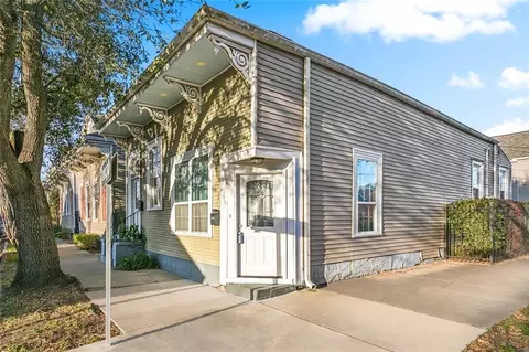 1738 Burdette St #1738, New Orleans, LA 70118