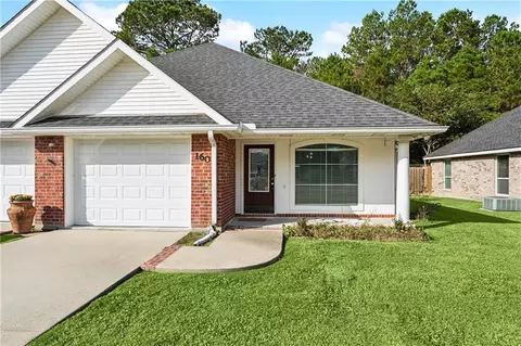 160 S Gate Dr, Ponchatoula, LA 70454