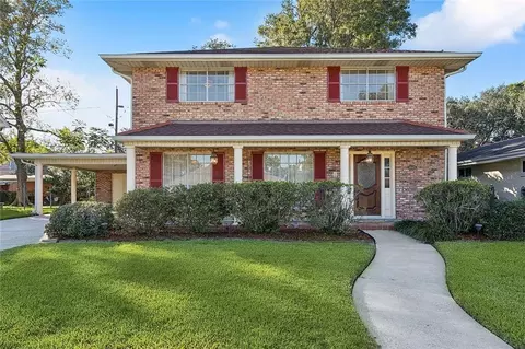 1625 Holiday Pl, New Orleans, LA 70114