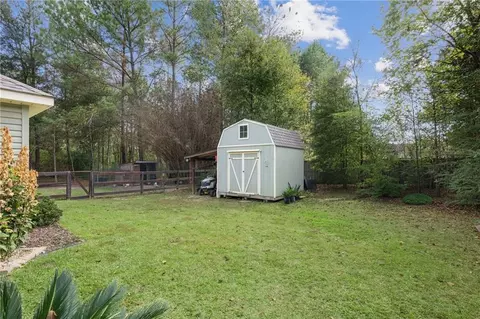 Exterior - 23375 Lowe Davis Rd, Covington, LA 70435 photo 10 of 11