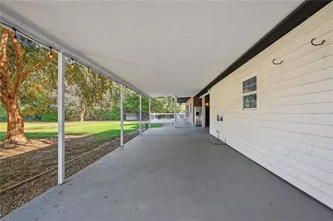 Exterior - 23375 Lowe Davis Rd, Covington, LA 70435 photo 3 of 11