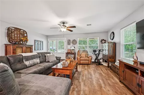 Living - 23375 Lowe Davis Rd, Covington, LA 70435 photo 3 of 3