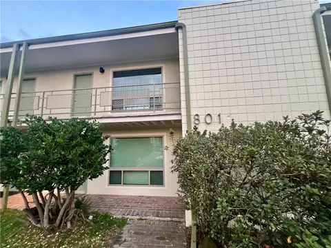 801 Henry Clay Ave #108, New Orleans, LA 70118
