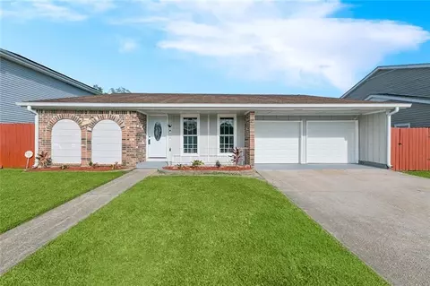 3864 Nathan Kornman Dr, Harvey, LA 70058