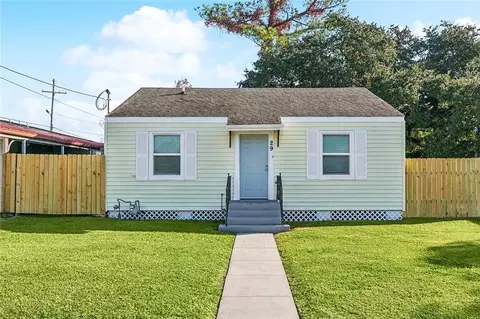 29 Curtis Dr, New Orleans, LA 70126