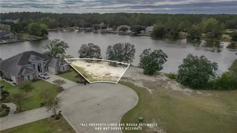 701 Northlake Dr, Covington, LA 70435 photo 3