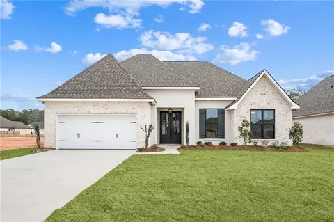 2024 White Dove Dr, Madisonville, LA 70447