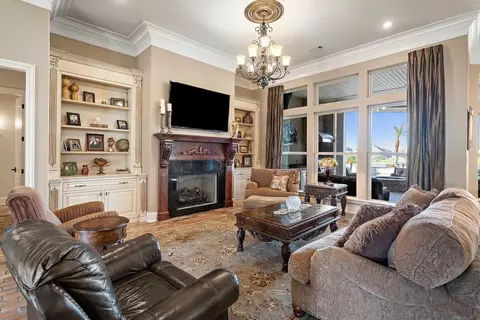 Living - 2009 Sunset Blvd, Slidell, LA 70461 photo 1 of 5
