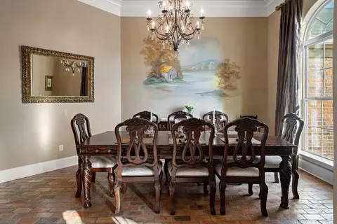 Dining - 2009 Sunset Blvd, Slidell, LA 70461 photo 1 of 2