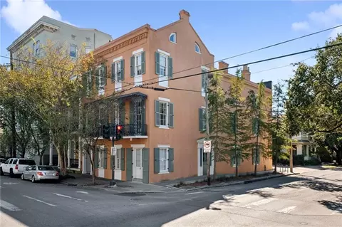 2200 Prytania St, New Orleans, LA 70130