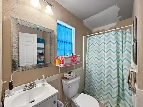 Bath - 73033 Double Bs Rd, Covington, LA 70435 photo 4 of 4