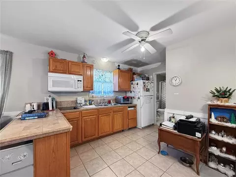 Kitchen - 73033 Double Bs Rd, Covington, LA 70435 photo 4 of 4