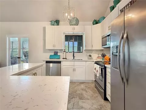 Kitchen - 73033 Double Bs Rd, Covington, LA 70435 photo 1 of 4