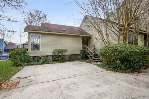 89 W Chamale Cv #89, Slidell, LA 70460
