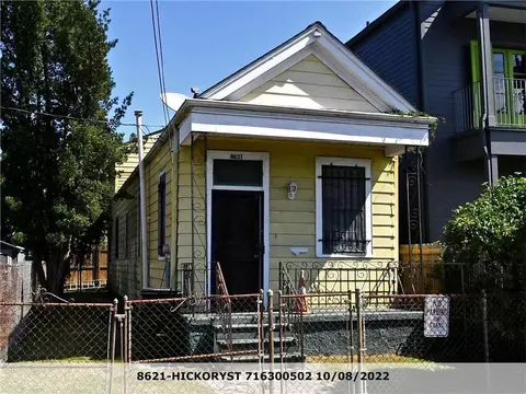 8621 Hickory St, New Orleans, LA 70118
