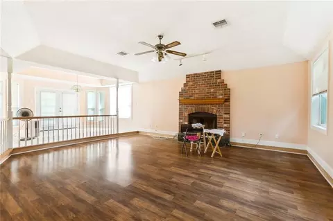 Living - 5 Zee Ann Dr, Luling, LA 70070 photo 1 of 3