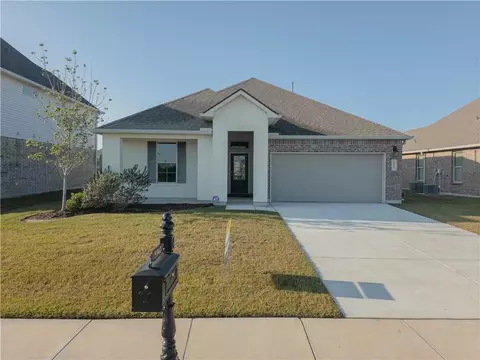 5947 Belfast Bend Ct, Slidell, LA 70461 photo 1