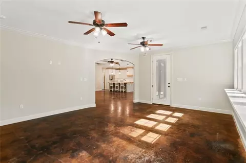 Living - 22110 Nolan Rd, Covington, LA 70435 photo 6 of 6
