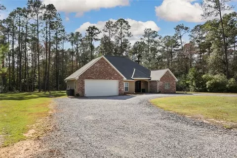 Exterior - 22110 Nolan Rd, Covington, LA 70435 photo 3 of 8
