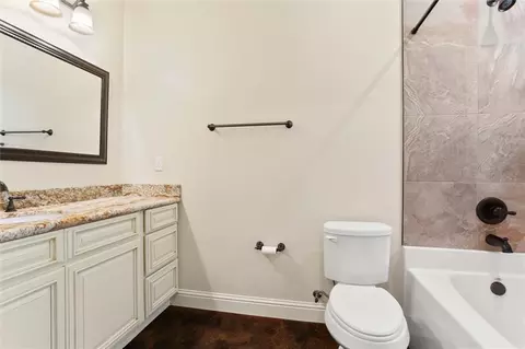Bath - 22110 Nolan Rd, Covington, LA 70435 photo 3 of 3