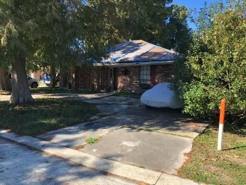 7 Garden Pl, River Ridge, LA 70123
