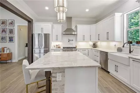 Kitchen - 343 Saw Grass Loop, Covington, LA 70435 photo 3 of 3