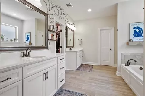 Bath - 343 Saw Grass Loop, Covington, LA 70435 photo 2 of 3