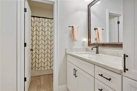 Bath - 343 Saw Grass Loop, Covington, LA 70435 photo 3 of 3