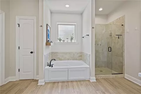 Bath - 343 Saw Grass Loop, Covington, LA 70435 photo 1 of 3