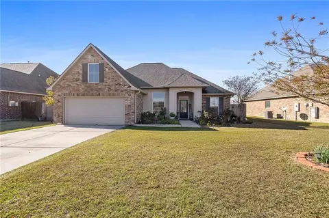 42155 Broderick Ave, Ponchatoula, LA 70454