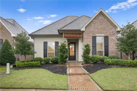 611 Rue St Julien Blvd, Covington, LA 70433