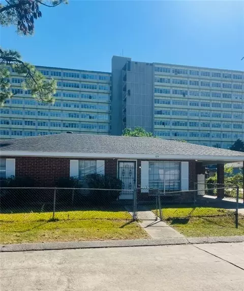 124 Prince Collins Ave, Houma, LA 70364