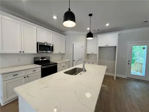 Kitchen - 70409 3rd St, Covington, LA 70433 photo 1 of 3