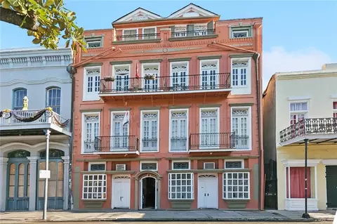 627 Ursulines St #6, New Orleans, LA 70116