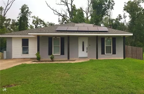 644 Magnolia Ave, Laplace, LA 70068