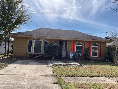 135 Miami Pl, Kenner, LA 70065