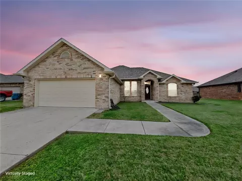 420 Lakewood Dr, Luling, LA 70070 photo 1